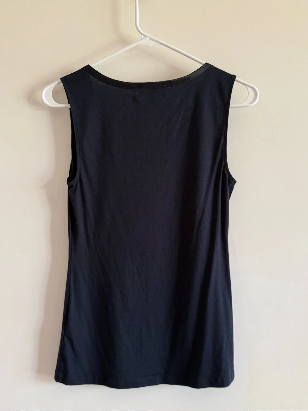 Banana Republic Luxe Touch Satin Trim Scoop Neck Tank